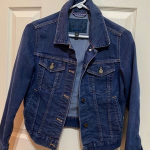 Patagonia denim jacket.